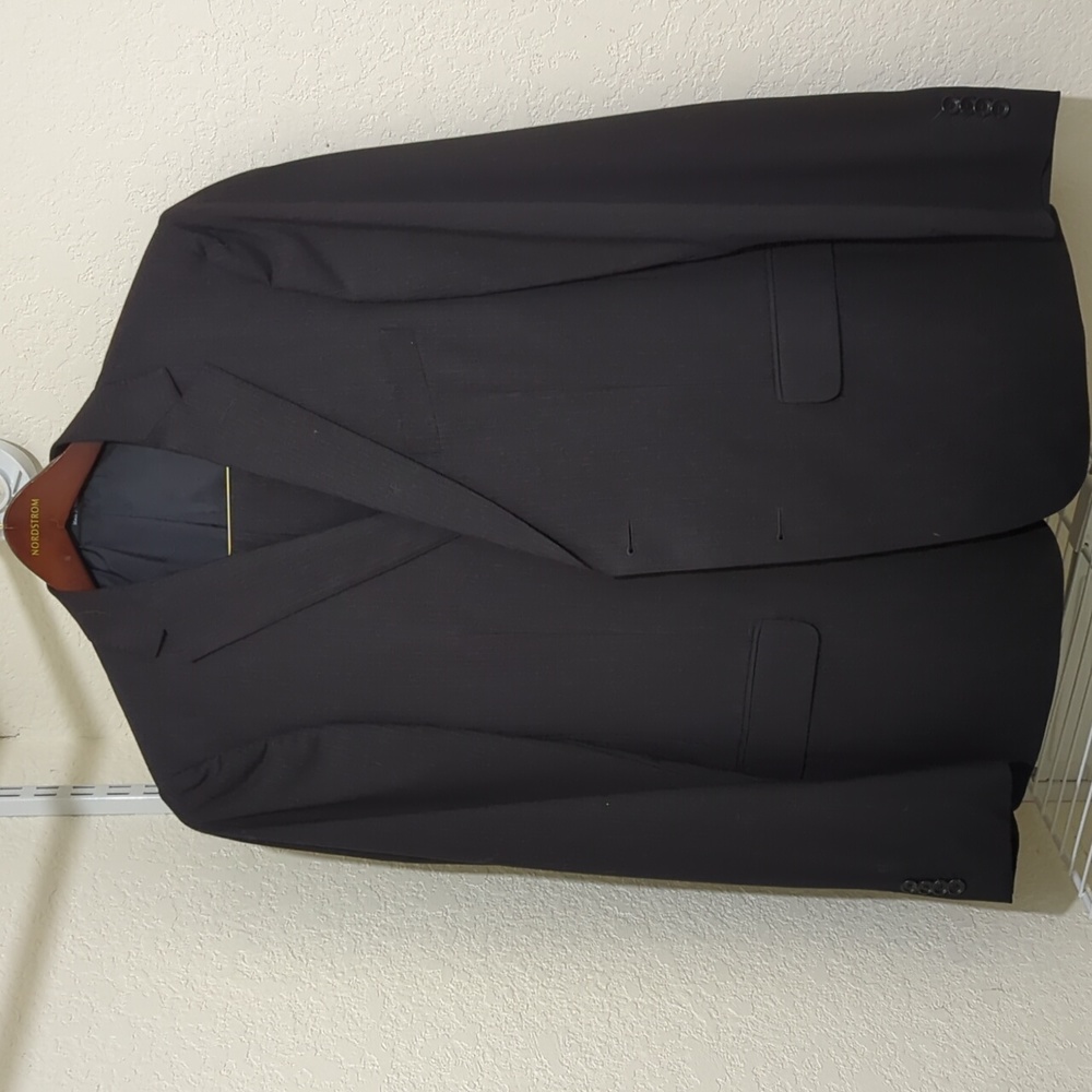 Z Zegna black two-button pinstripe suit size 42 regular